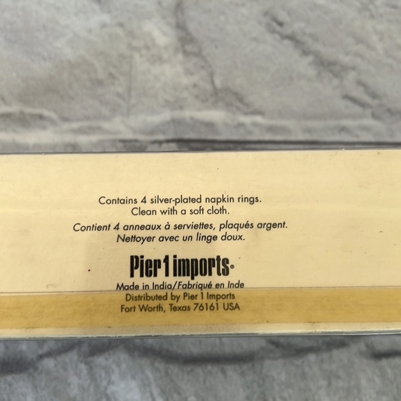 Pier 1 Exclusive Jeweled napkin rings - Picture 3 of 8